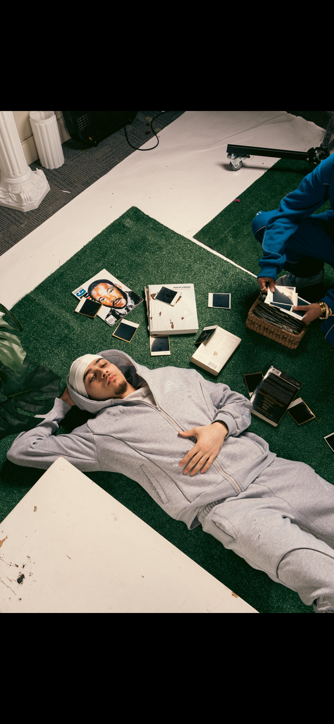 NoExpectation SweatSuit