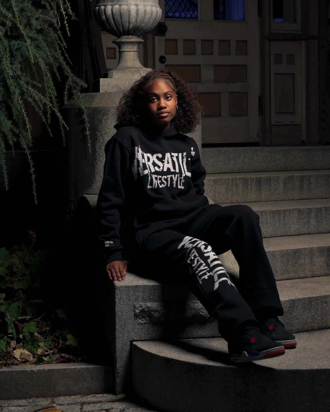 VERSATILE LIFESTYLE SweatSuit