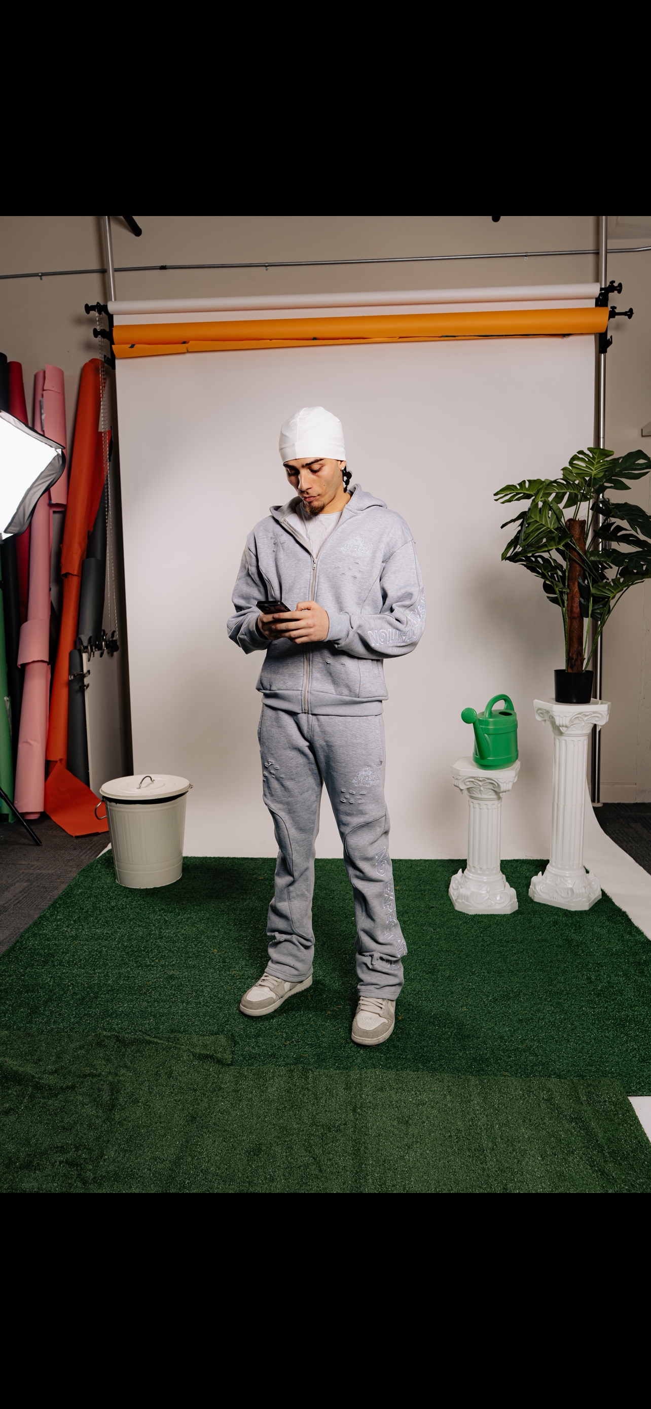 NoExpectation SweatSuit